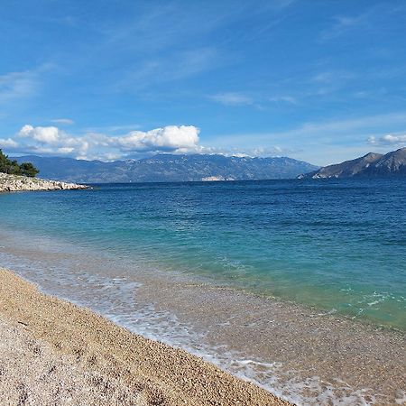 Erste Reihe Zum Meer Baska  Ngoại thất bức ảnh