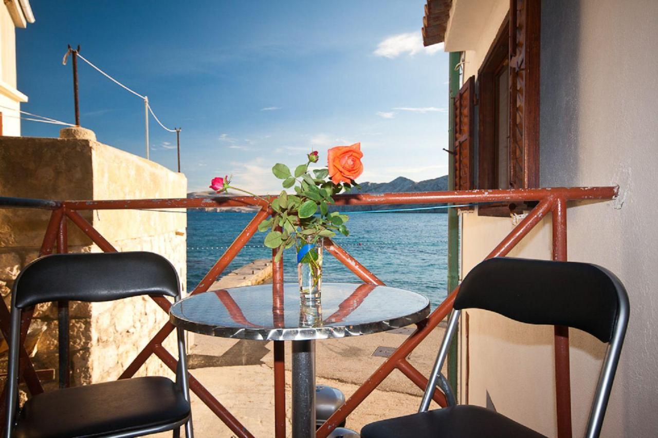 Erste Reihe Zum Meer Baska  Ngoại thất bức ảnh